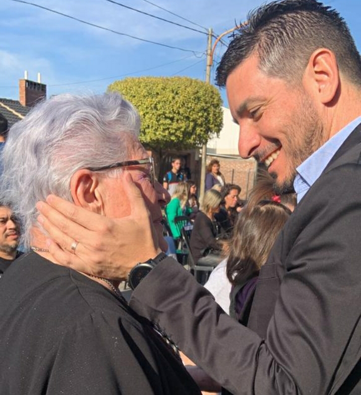 EL INTENDENTE RECONOCI&Oacute; LA TAREA REALIZADA POR *POCHOLA SANDRONE*  Y LAS MISIONERAS DE SCHOENSTATT