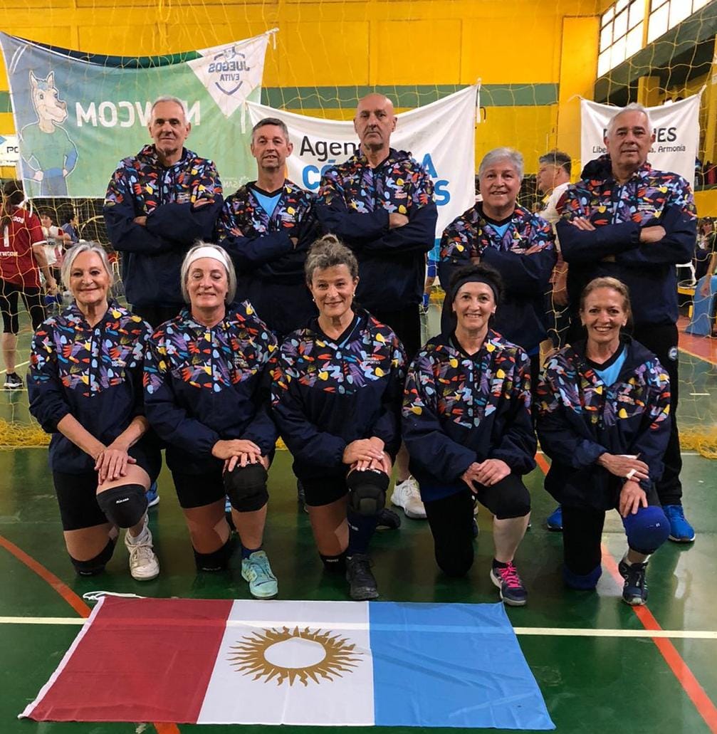 EXCELENTE ACTUACI&Oacute;N DE LOS DELFINES EN LOS JUEGOS EVITA PARA MAYORES