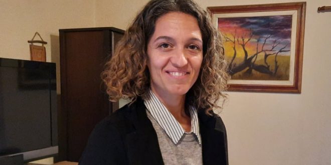 EDUCACI&Oacute;N COMIENZA  CERRAR ACTIVIDADES