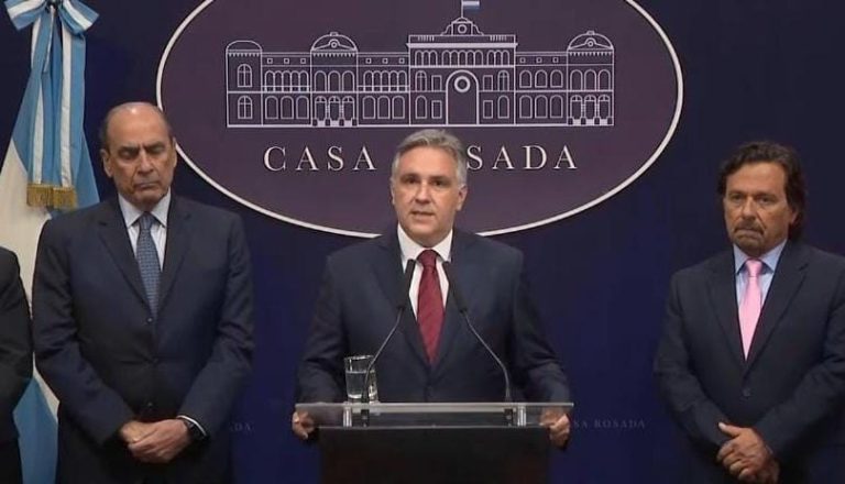 LLARYORA CALIFIC&Oacute; LA REUNI&Oacute;N CON MILEI COMO UNA *MUY BUENA SE&Ntilde;AL INSTITUCIONAL*