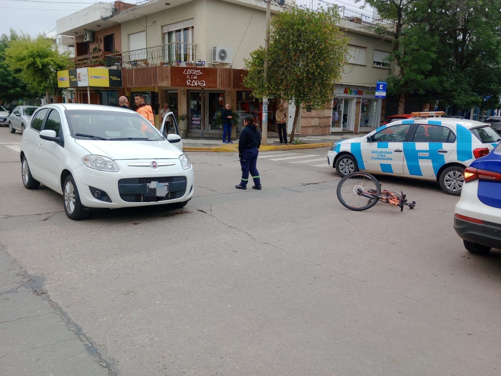 PARTE POLICIAL: ACCIDENTE DE TR&Aacute;NSITO CON UNA PERSONA DE 77 A&Ntilde;OS LESIONADA