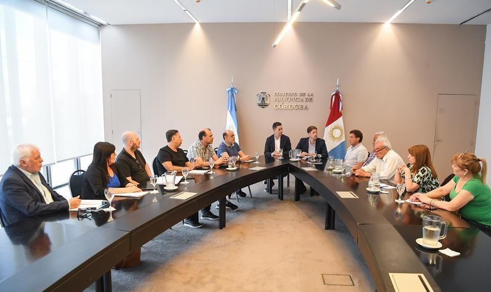 ACUERDO COLABORATIVO ALCANZADO POR LA PROVINCIA Y LOS GREMIOS ESTATALES