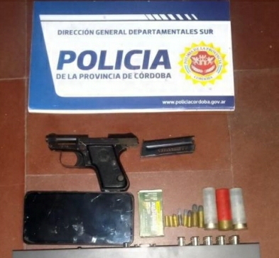Parte policial: Allanamiento positivo en barrio Monte Grande 