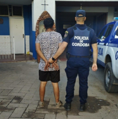 Parte policial: Masculino fue detenido por sustraer una chapa de una obra en construcción 